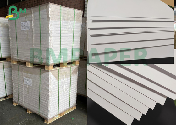 সাদা কার্ড মসৃণ কাগজ 160gsm Uncoated বন্ড পেপার উজ্জ্বল সাদা