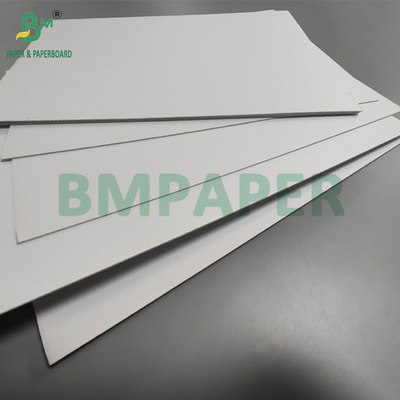 1.5 এমএম 3 স্তর সাদা corrugated বোর্ড জন্য কসমেটিক বক্স লাইনার ই ফ্লুয়েট 69 x 99CM