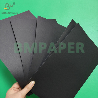 কারুশিল্প ভাঁজ কাগজ তৈরির জন্য 110gsm 180gsm ডাবল সাইড লেপযুক্ত কালো কার্ড