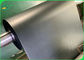শপিং ব্যাগের জন্য 200gsm 300gsm প্রিন্টযোগ্য বিশুদ্ধ ব্ল্যাক ক্রাফ্ট পেপার জাম্বো রোল