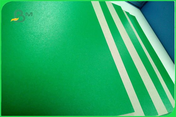 ক্রিসমাস গিফট বক্সগুলির জন্য এফএসসি রঙিন চকচকে বার্নিশ রিগিড পেপারবোর্ড 2.0 মিমি