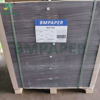 300 গ্রাম 350 গ্রাম প্যাকেজ জন্য uncoated কঠিন কালো কাগজ 70 x 100cm